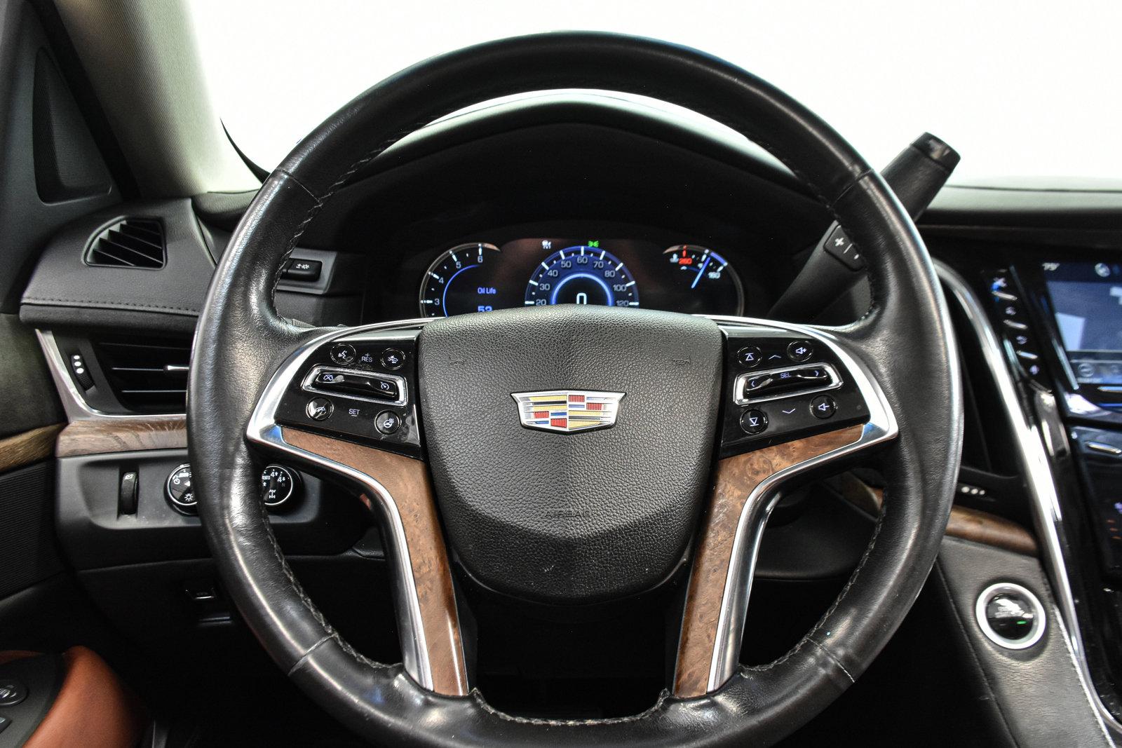 2016 Cadillac Escalade Vehicle Photo in DALLAS, TX 75235