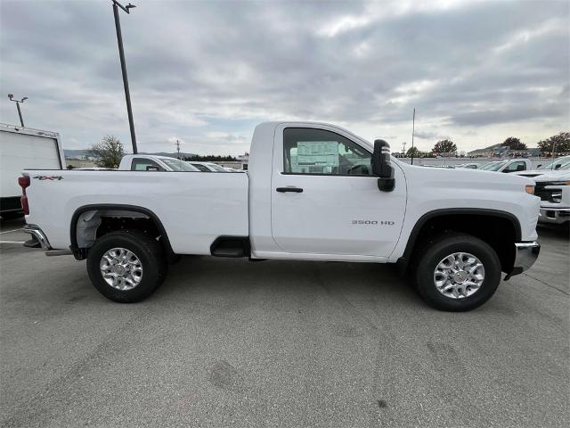 2024 Chevrolet Silverado 3500 HD Vehicle Photo in ALCOA, TN 37701-3235