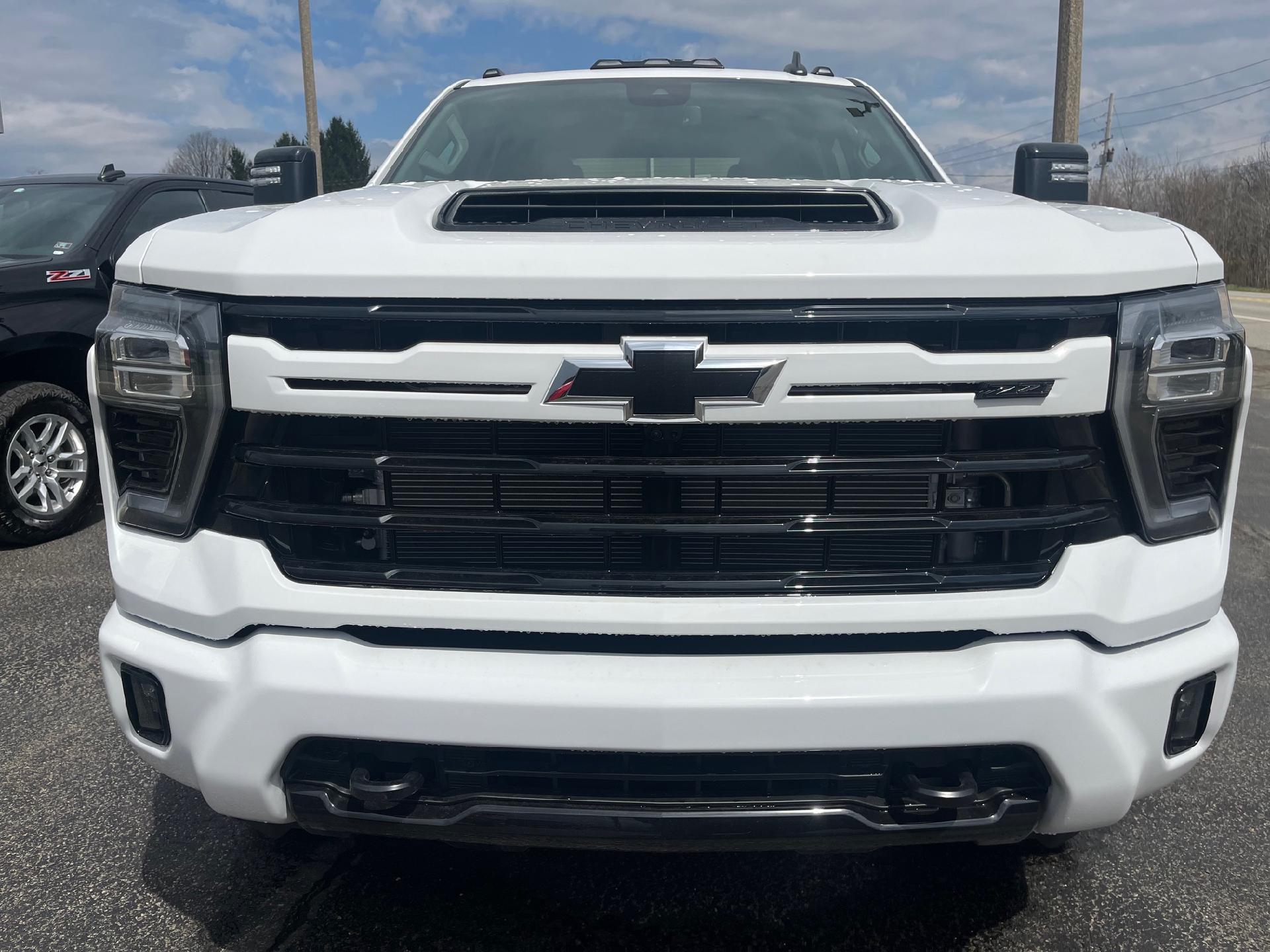 2024 Chevrolet Silverado 2500 HD Vehicle Photo in CORRY, PA 16407-0000