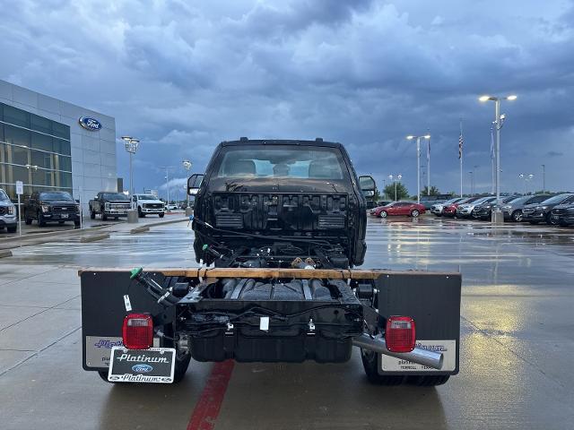 2024 Ford Super Duty F-600 DRW Vehicle Photo in Terrell, TX 75160