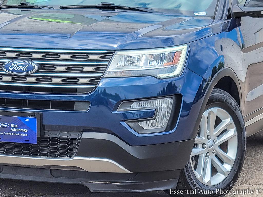 2017 Ford Explorer Vehicle Photo in Saint Charles, IL 60174