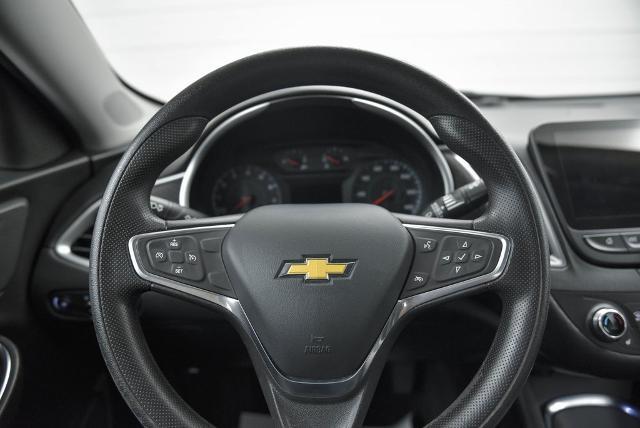 2022 Chevrolet Malibu Vehicle Photo in Akron, OH 44312