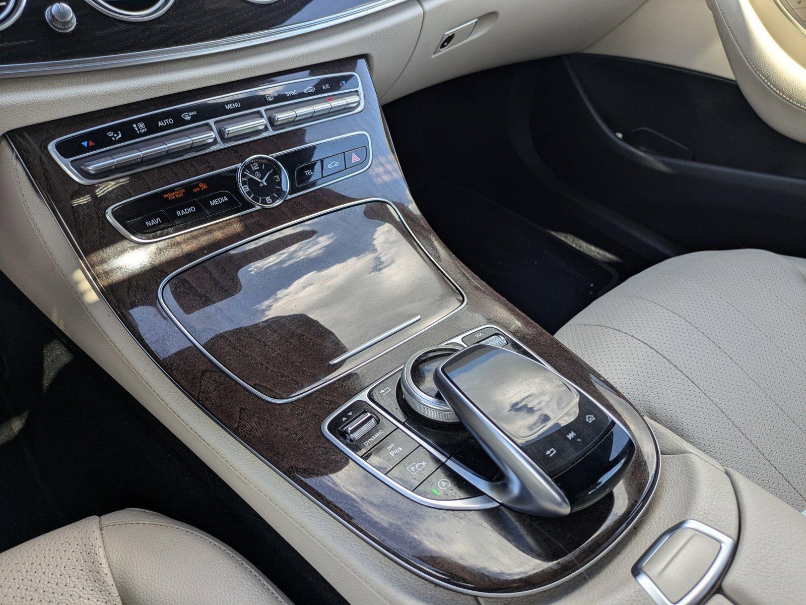 2020 Mercedes-Benz E-Class Vehicle Photo in Sarasota, FL 34231