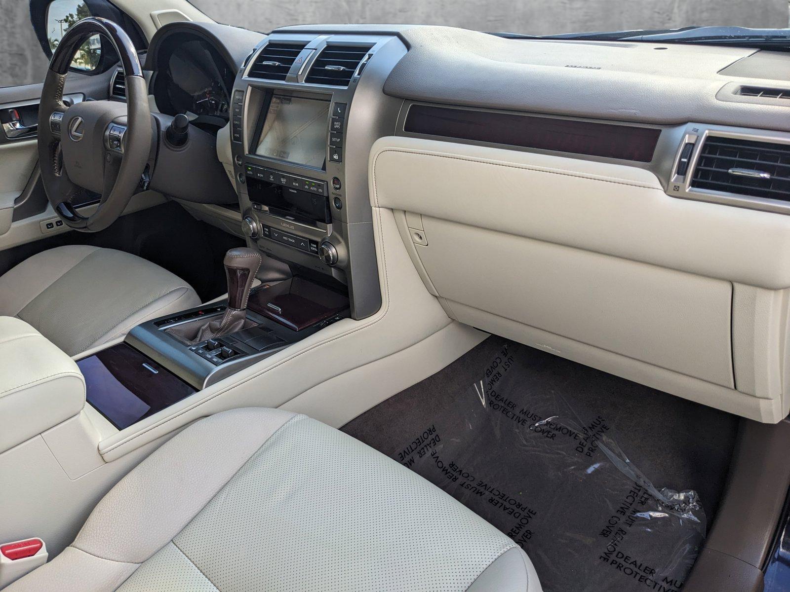 2019 Lexus GX 460 Vehicle Photo in GREENACRES, FL 33463-3207