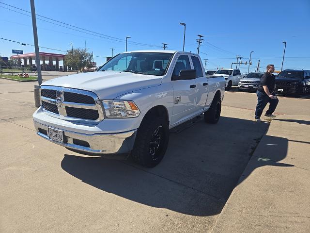 2021 Ram 1500 Classic Vehicle Photo in Cleburne, TX 76033