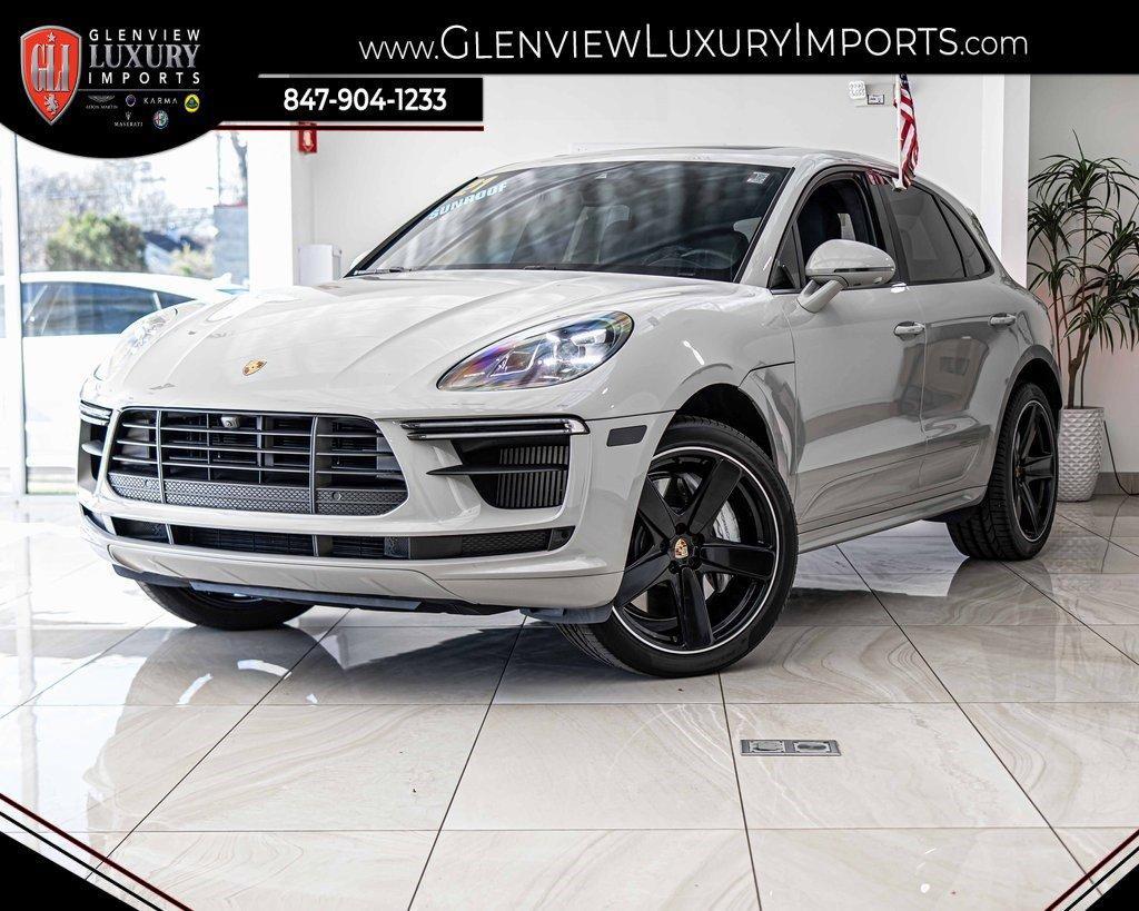 2021 Porsche Macan Vehicle Photo in Saint Charles, IL 60174