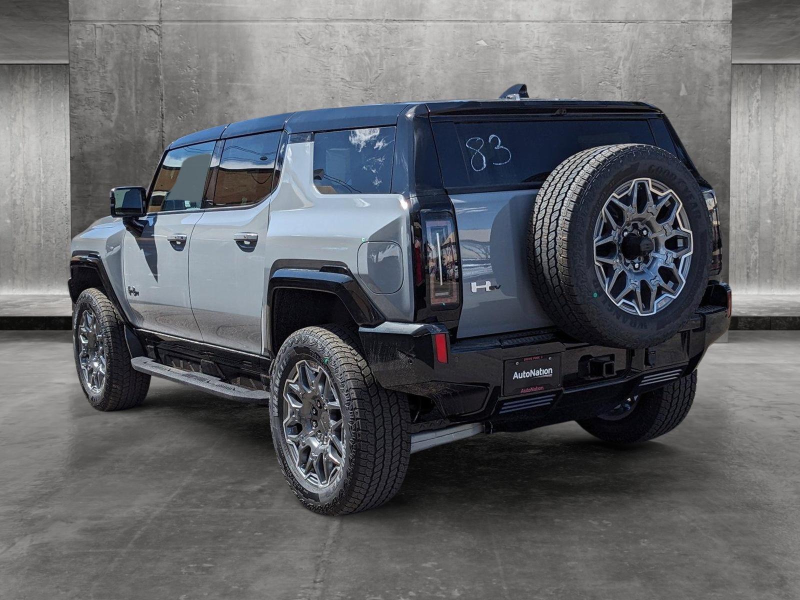 2024 GMC HUMMER EV SUV Vehicle Photo in GOLDEN, CO 80401-3850