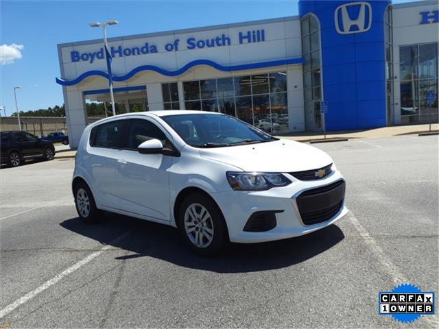 2020 Chevrolet Sonic Vehicle Photo in South Hill, VA 23970