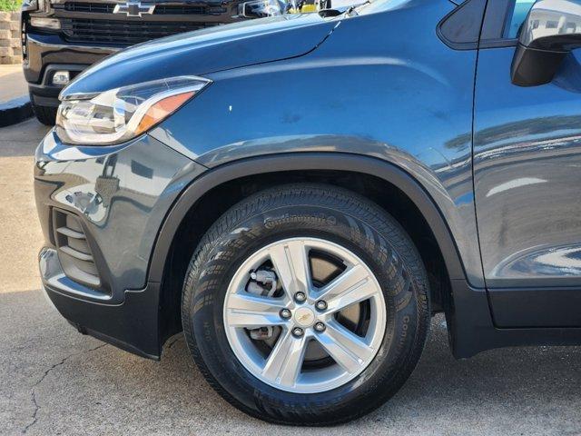 2022 Chevrolet Trax Vehicle Photo in SUGAR LAND, TX 77478-0000