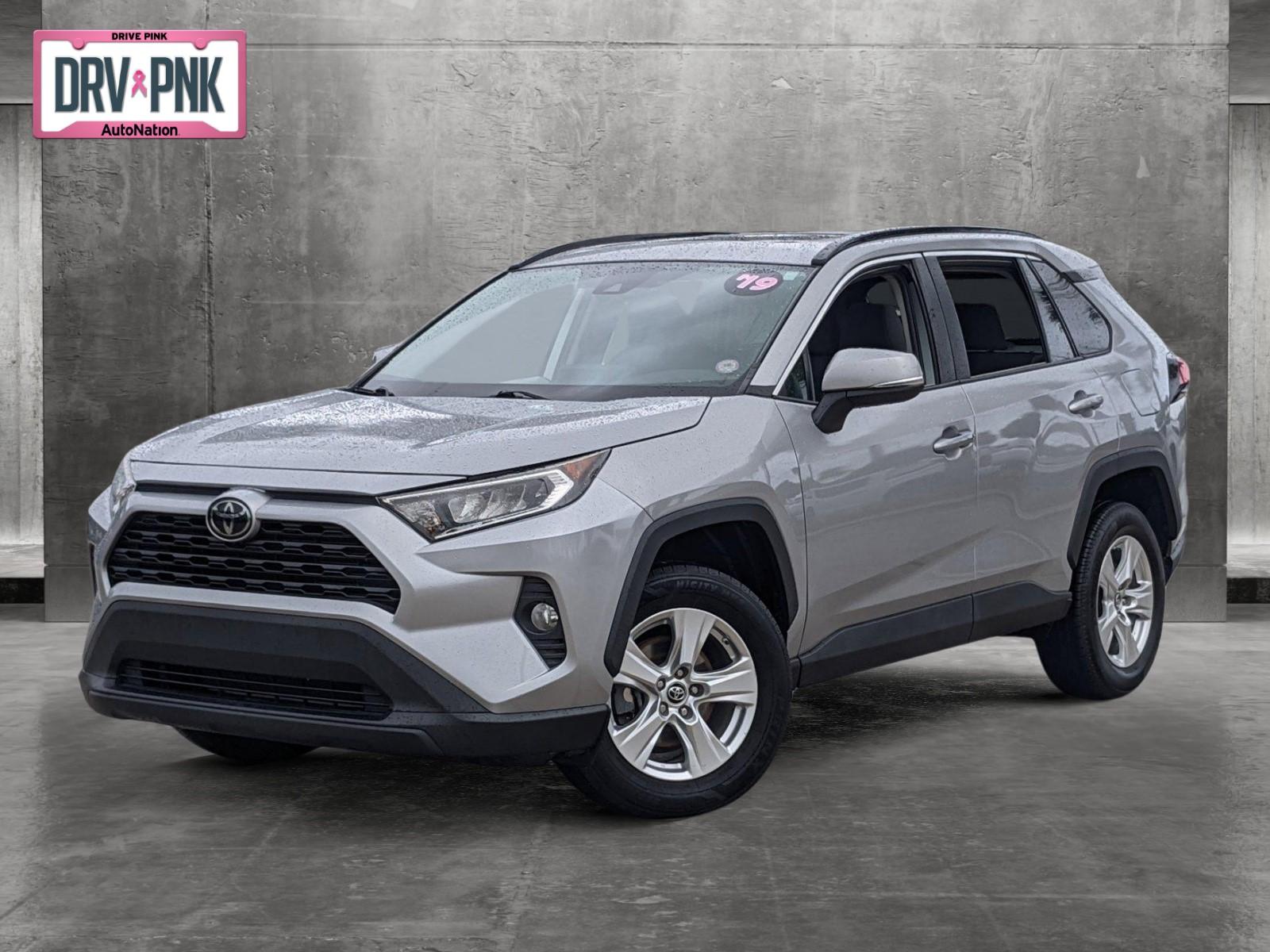 2019 Toyota RAV4 Vehicle Photo in Davie, FL 33331