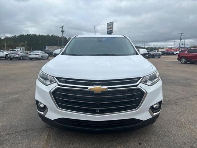 Used 2020 Chevrolet Traverse 3LT with VIN 1GNERHKW2LJ196511 for sale in Carthage, MS