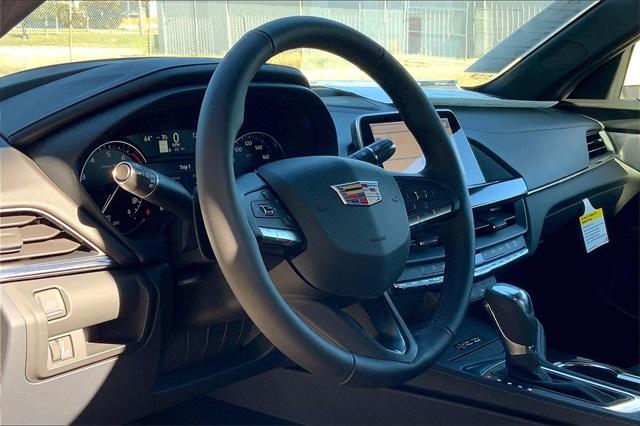 2025 Cadillac CT4 Vehicle Photo in KANSAS CITY, MO 64114-4545