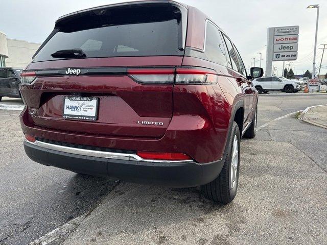 2024 Jeep Grand Cherokee Vehicle Photo in Saint Charles, IL 60174