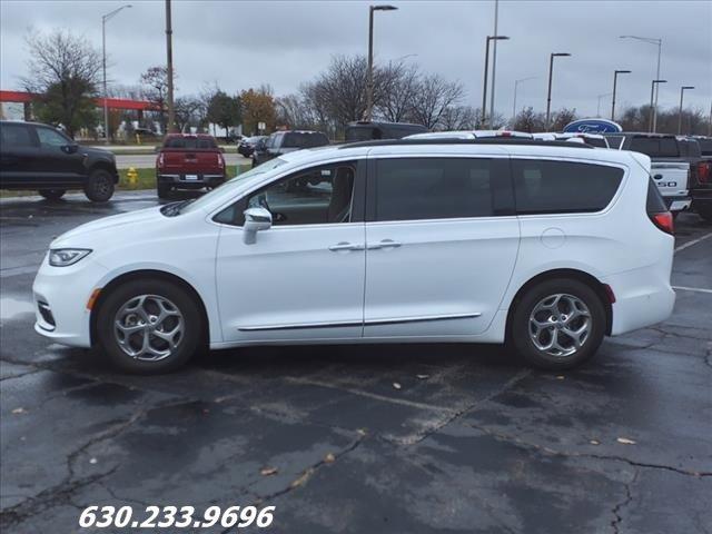 2022 Chrysler Pacifica Vehicle Photo in Saint Charles, IL 60174