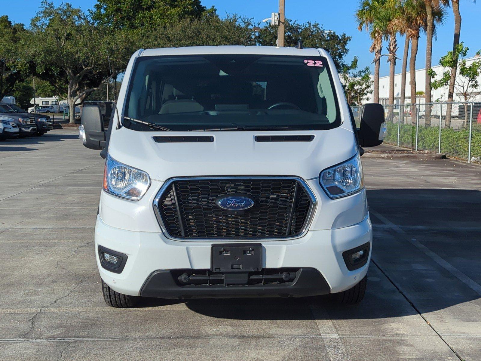 2022 Ford Transit Passenger Wagon Vehicle Photo in Margate, FL 33063