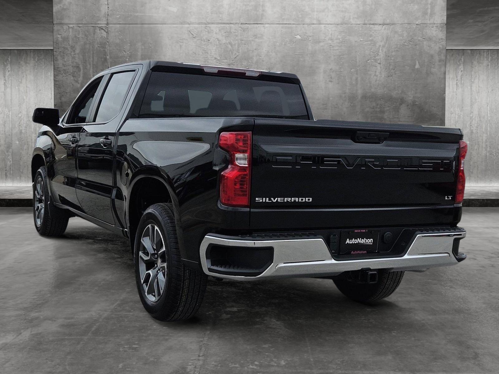 2024 Chevrolet Silverado 1500 Vehicle Photo in NORTH RICHLAND HILLS, TX 76180-7199