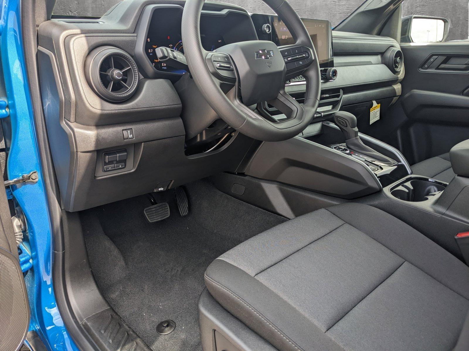 2024 Chevrolet Colorado Vehicle Photo in HOUSTON, TX 77034-5009