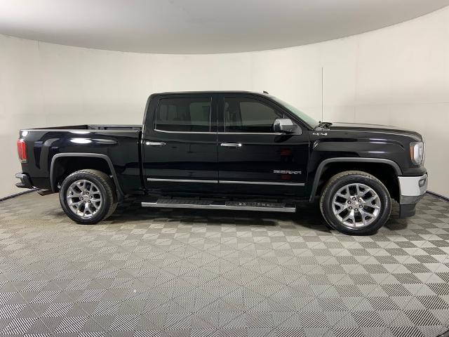 Used 2018 GMC Sierra 1500 SLT with VIN 3GTU2NEC0JG598597 for sale in Gladstone, OR