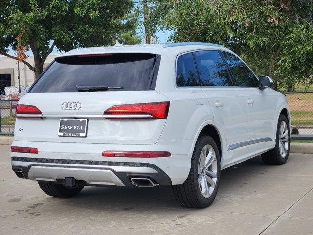 2025 Audi Q7 Vehicle Photo in HOUSTON, TX 77090