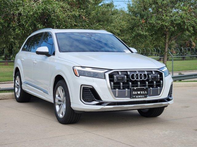 2025 Audi Q7 Vehicle Photo in HOUSTON, TX 77090