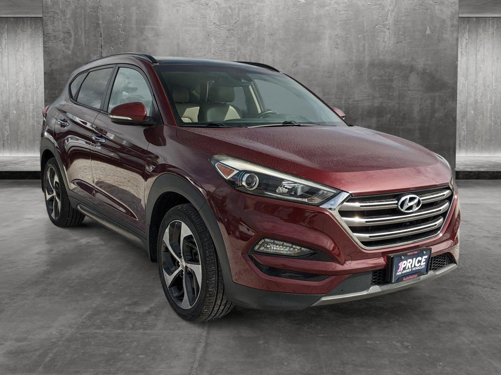 2016 Hyundai TUCSON Vehicle Photo in Cockeysville, MD 21030