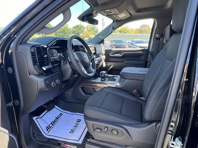 2025 Chevrolet Silverado 1500 Vehicle Photo in GARDNER, MA 01440-3110