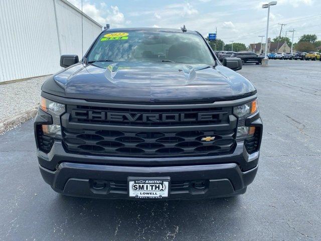 Used 2022 Chevrolet Silverado 1500 Custom with VIN 1GCPDBEKXNZ530844 for sale in Lowell, IN