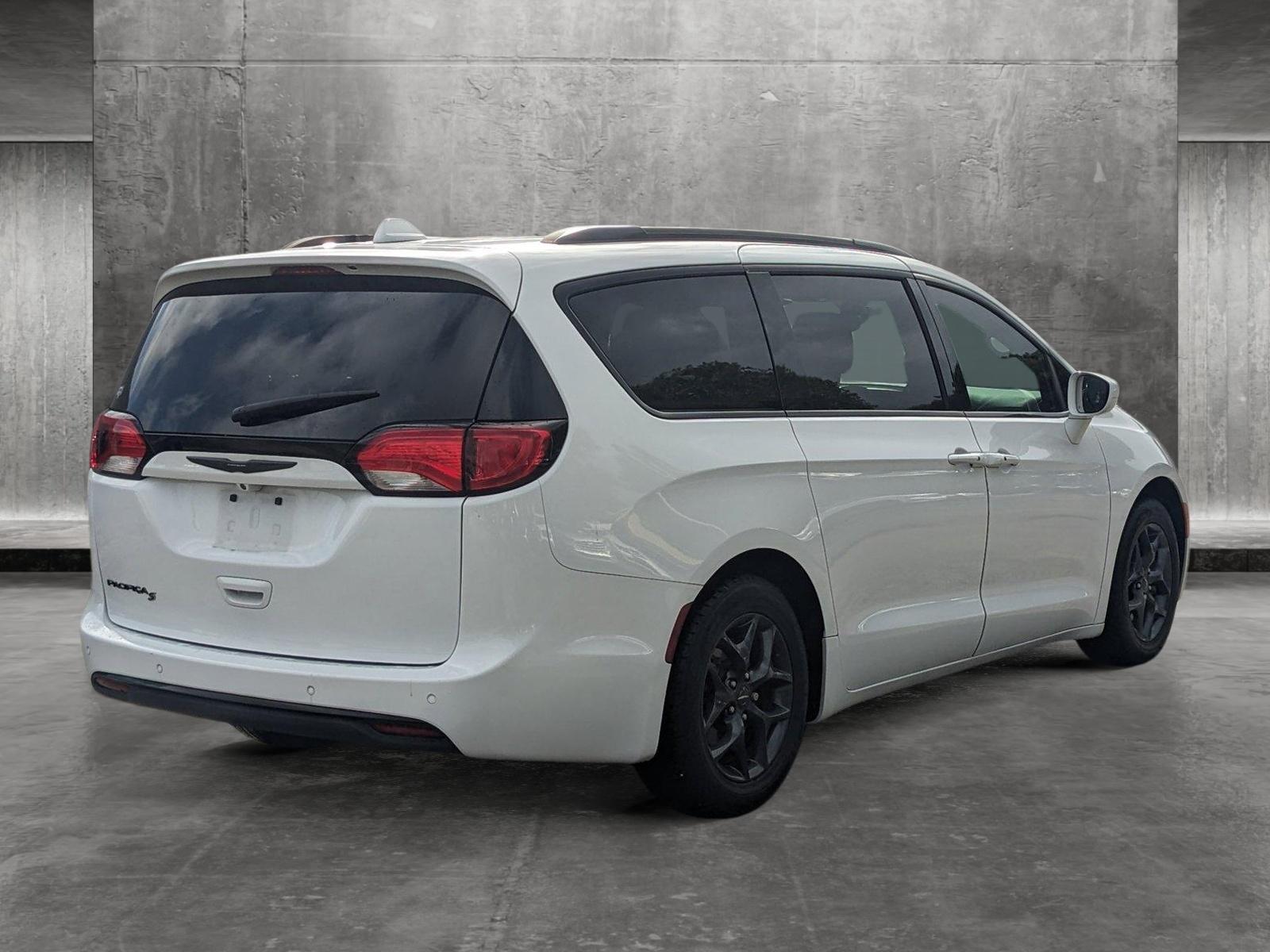 2019 Chrysler Pacifica Vehicle Photo in WEST PALM BEACH, FL 33407-3296