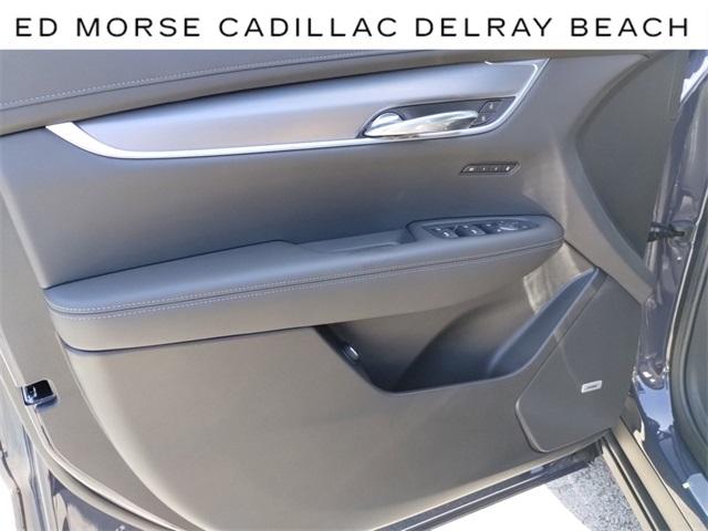 2024 Cadillac XT6 Vehicle Photo in DELRAY BEACH, FL 33483-3294