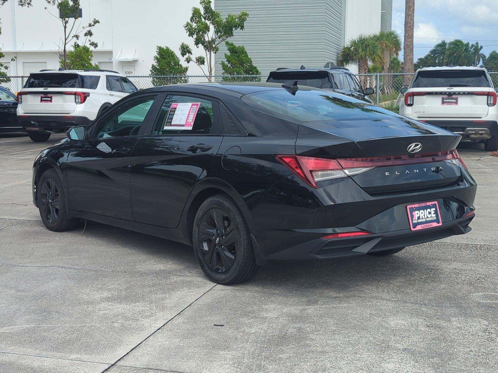 2022 Hyundai ELANTRA Vehicle Photo in Margate, FL 33063