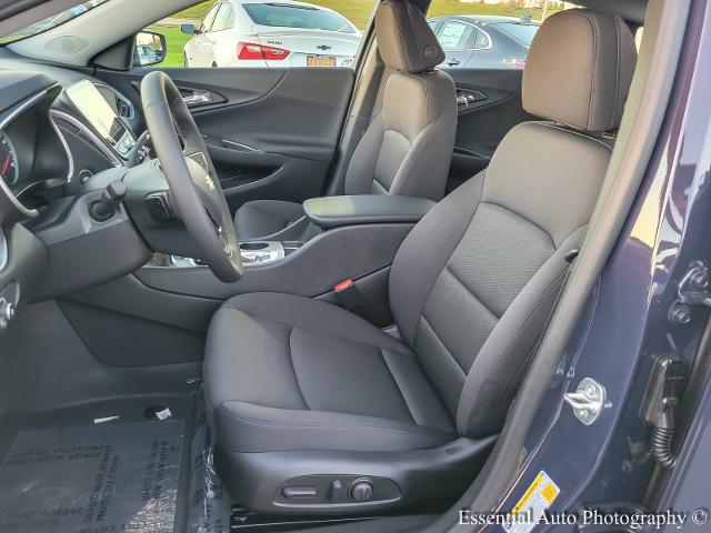 2025 Chevrolet Malibu Vehicle Photo in AURORA, IL 60503-9326