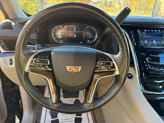 2019 Cadillac Escalade ESV Vehicle Photo in MEDINA, OH 44256-9631