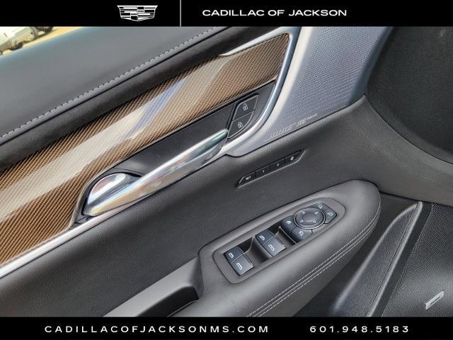 2025 Cadillac XT6 Vehicle Photo in RIDGELAND, MS 39157-4406