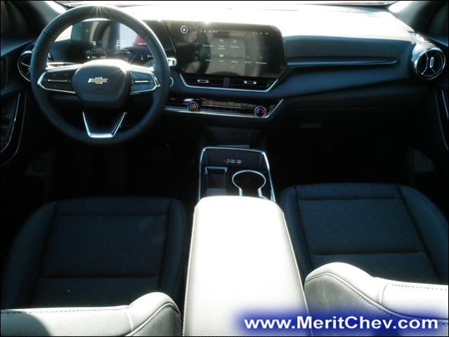 2025 Chevrolet Equinox Vehicle Photo in MAPLEWOOD, MN 55119-4794