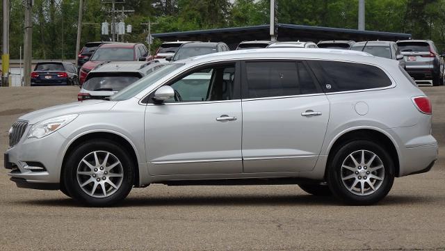 2017 Buick Enclave Vehicle Photo in TUPELO, MS 38801-5505