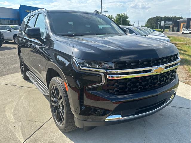 2024 Chevrolet Tahoe Vehicle Photo in DUNN, NC 28334-8900