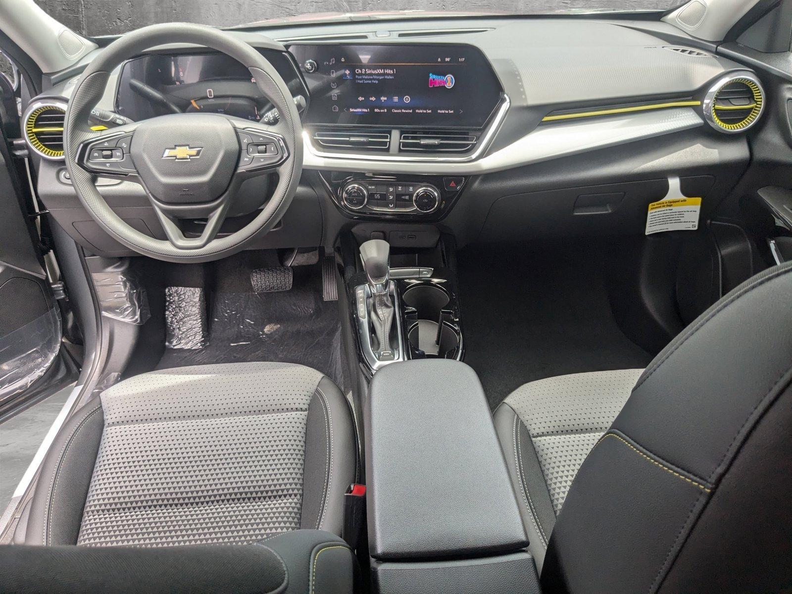 2025 Chevrolet Trax Vehicle Photo in MIAMI, FL 33134-2699