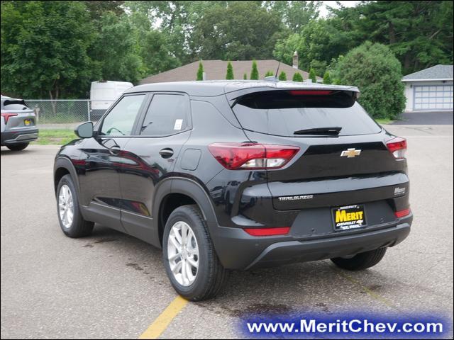 2025 Chevrolet Trailblazer Vehicle Photo in MAPLEWOOD, MN 55119-4794