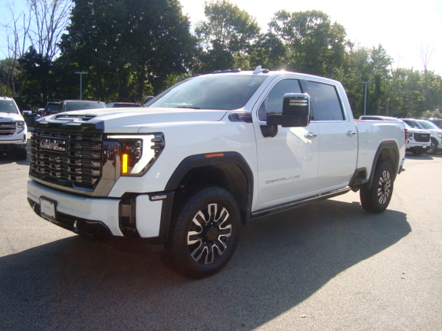 2024 GMC Sierra 3500 HD Vehicle Photo in PORTSMOUTH, NH 03801-4196