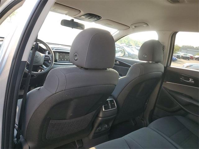 2020 Kia Sorento Vehicle Photo in GRAND BLANC, MI 48439-8139