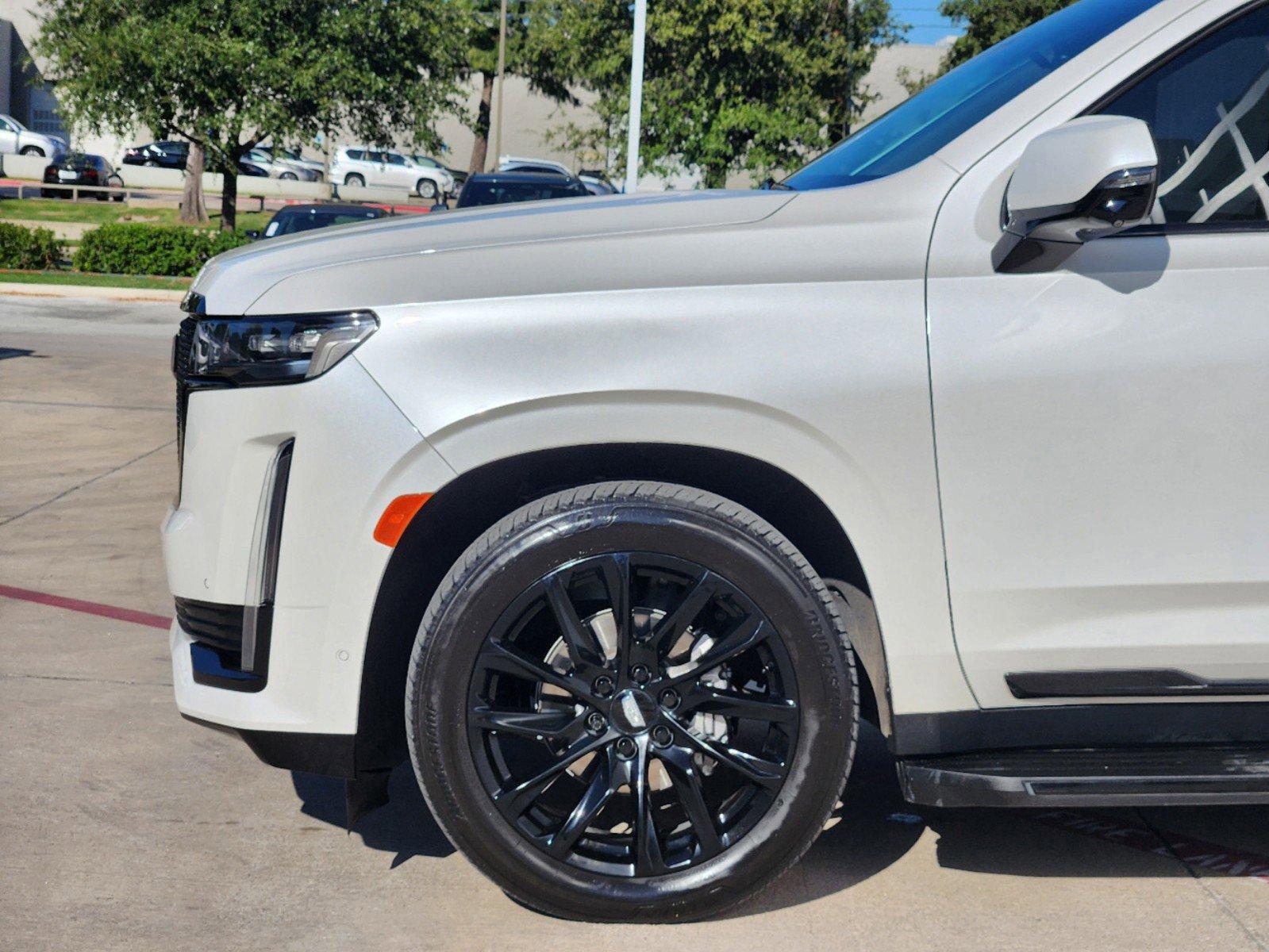 2022 Cadillac Escalade Vehicle Photo in GRAPEVINE, TX 76051-8302