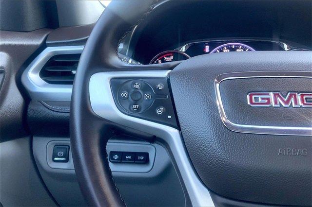 2023 GMC Acadia Vehicle Photo in TOPEKA, KS 66609-0000