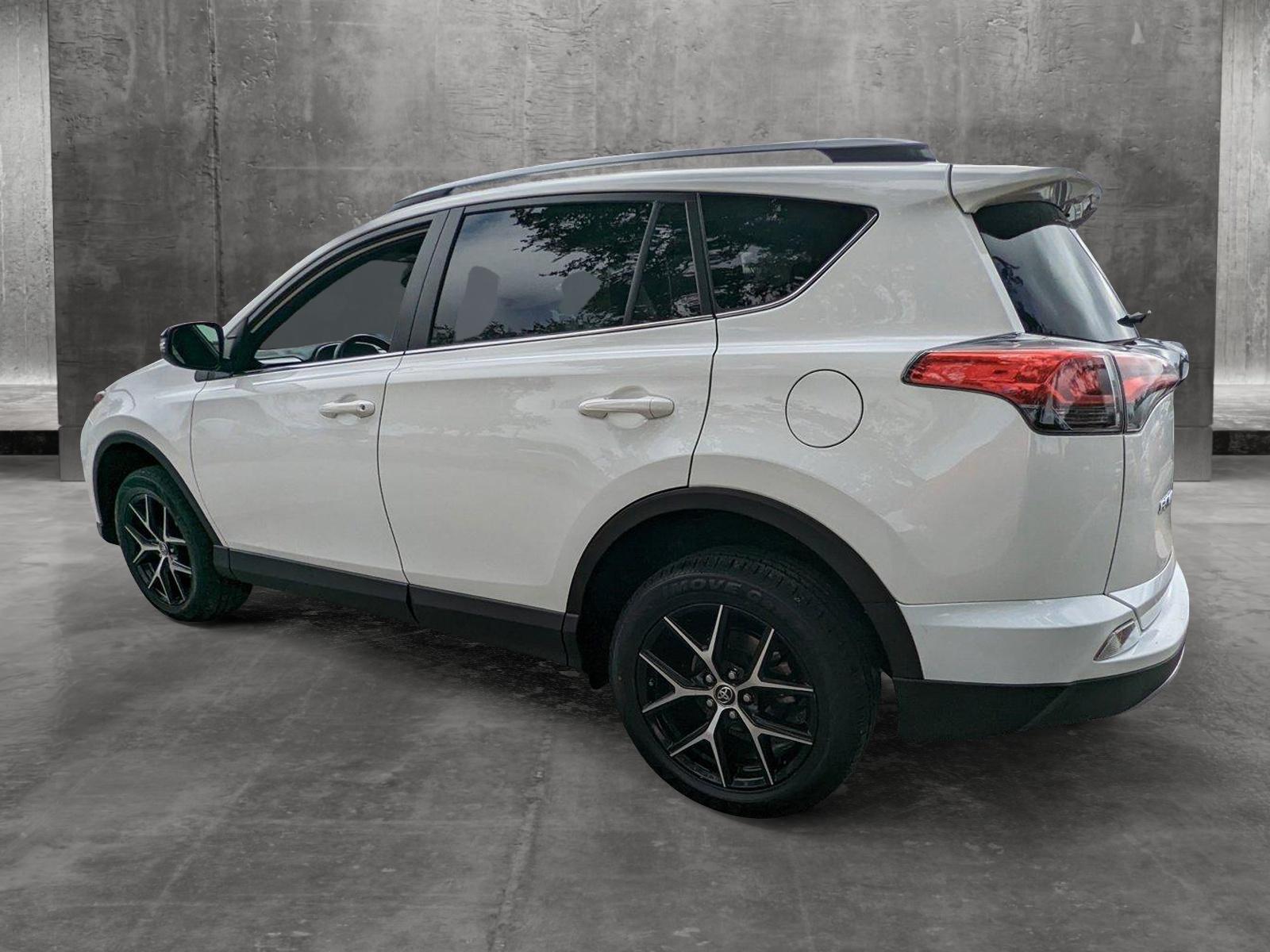 2018 Toyota RAV4 Vehicle Photo in Jacksonville, FL 32256