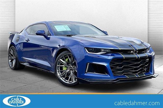 2022 Chevrolet Camaro Vehicle Photo in INDEPENDENCE, MO 64055-1314