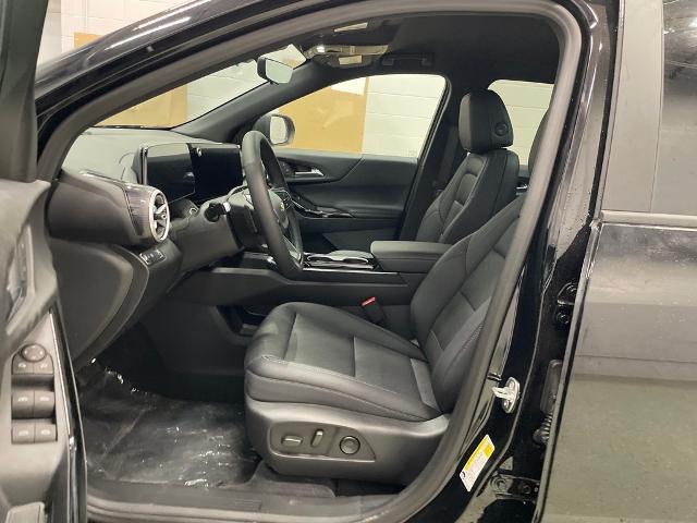 2025 Chevrolet Equinox Vehicle Photo in ROGERS, MN 55374-9422