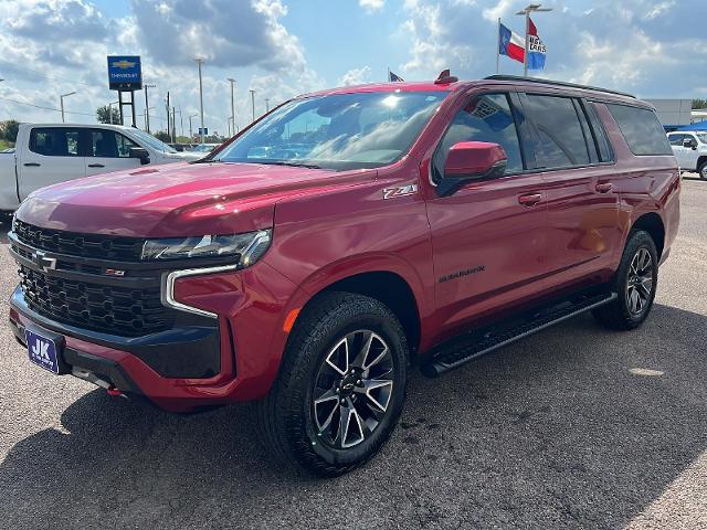 2023 Chevrolet Suburban Vehicle Photo in NEDERLAND, TX 77627-8017