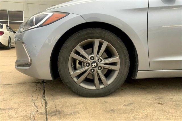 2017 Hyundai ELANTRA Vehicle Photo in TOPEKA, KS 66609-0000