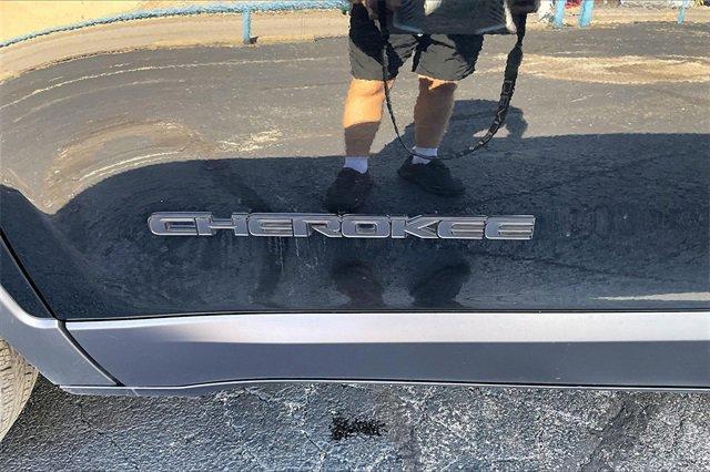 2021 Jeep Cherokee Vehicle Photo in INDEPENDENCE, MO 64055-1314