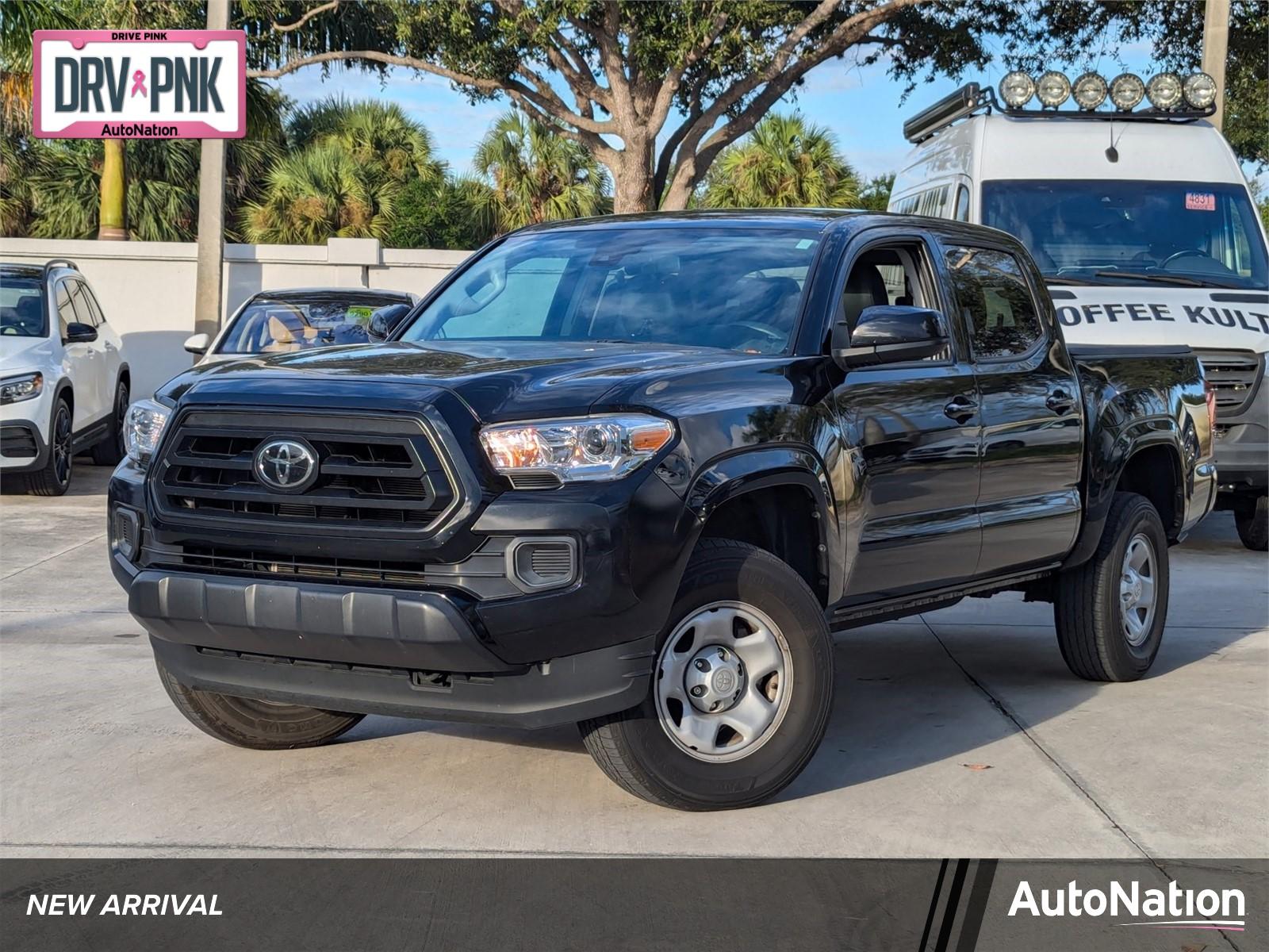 2022 Toyota Tacoma 4WD Vehicle Photo in Pembroke Pines , FL 33027