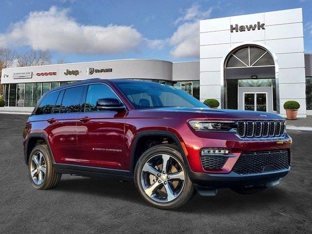 2023 Jeep Grand Cherokee Vehicle Photo in Saint Charles, IL 60174